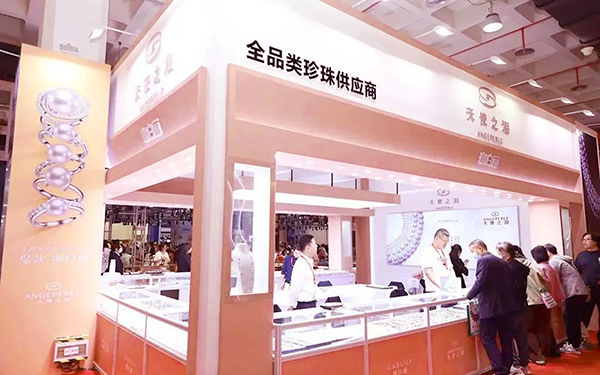 合肥布展公司怎样根据展馆人流方向规划展台开口？